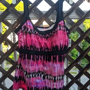 24 Plus Women's Tank Bathing Suit Top nwt